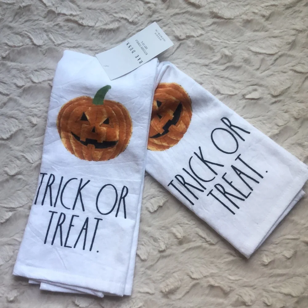 Rae Dunn TRICK OR TREAT kitchen towels